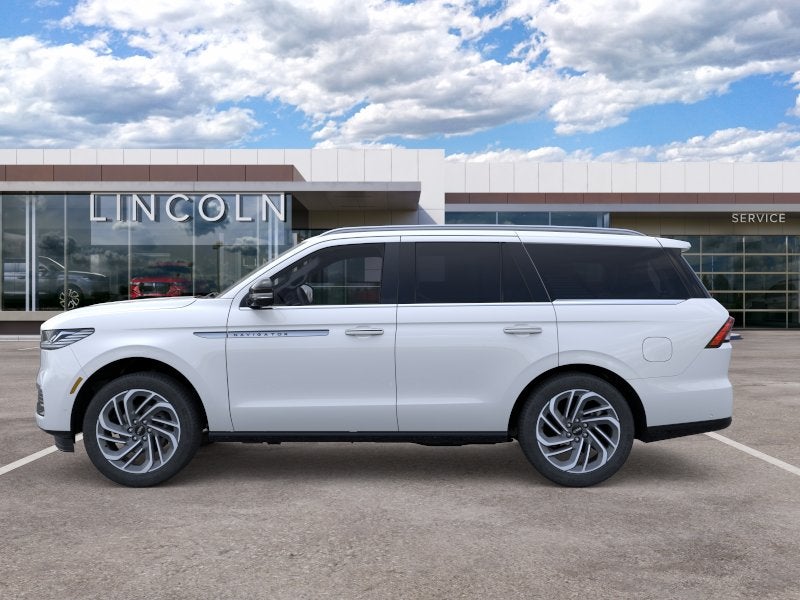2026 Lincoln Navigator — rear three-quarter view