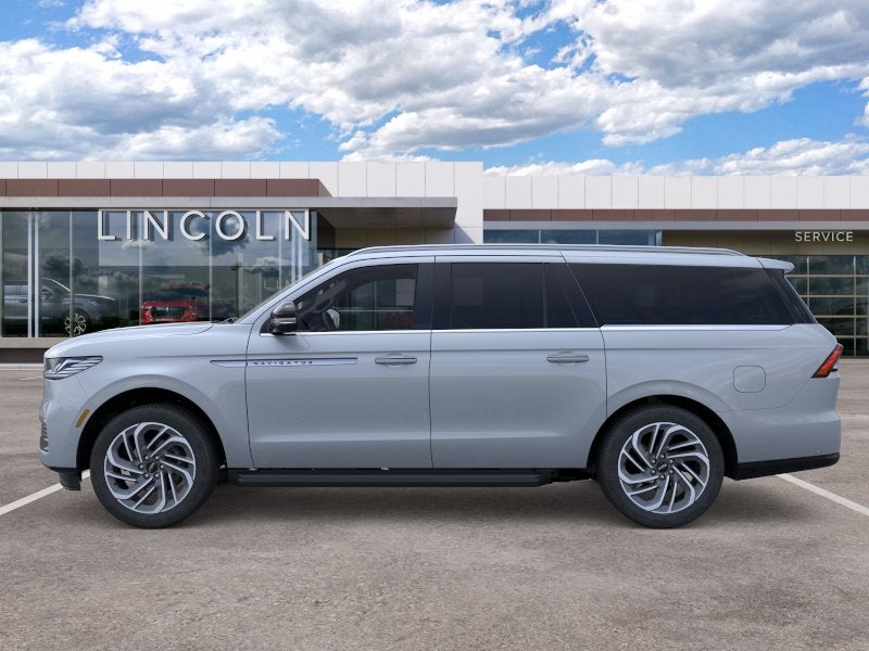 2026 Lincoln Navigator L — rear three-quarter view