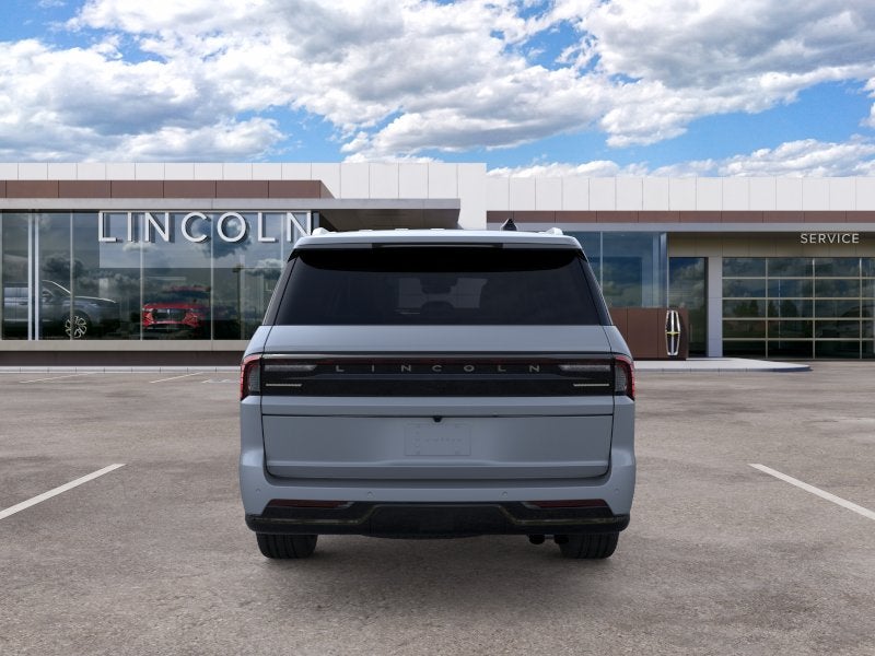 2026 Lincoln Navigator L — detail view