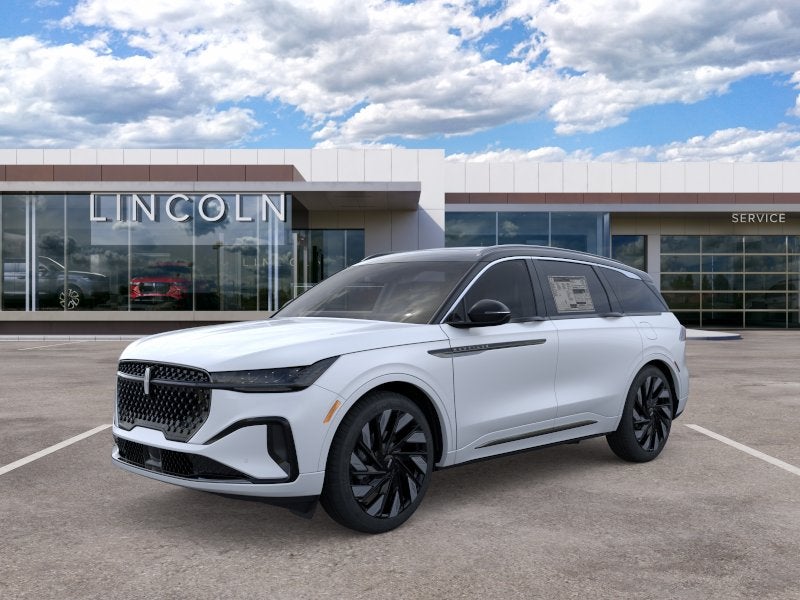 2026 Lincoln Nautilus Black Label in White Platinum Metallic Tri-Coat — front three-quarter view